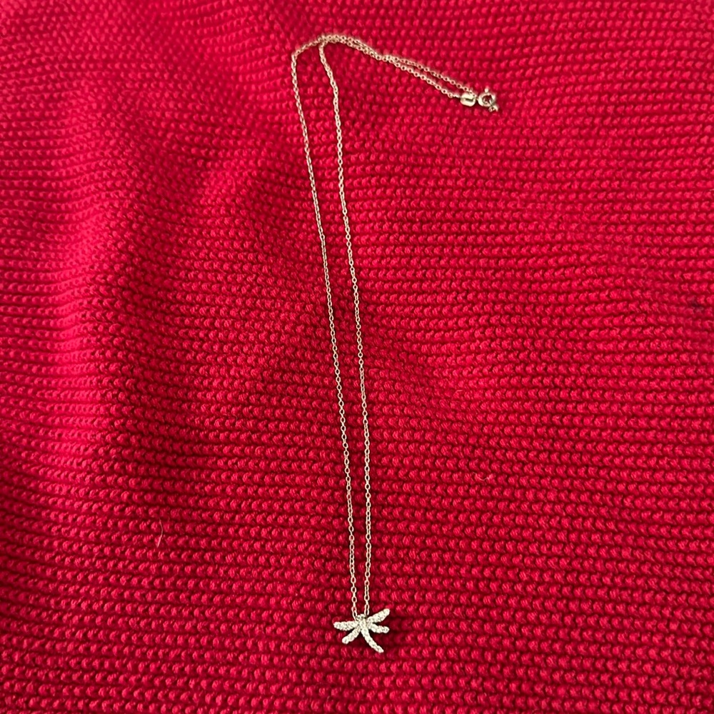 Cute dragonfly necklace